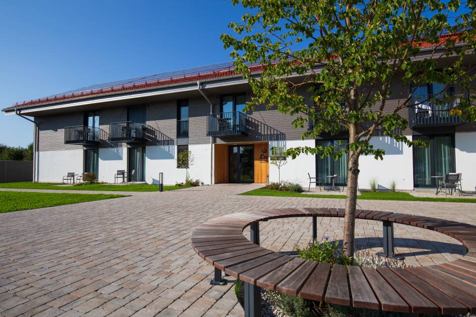 Außenbereich Leo Apartments